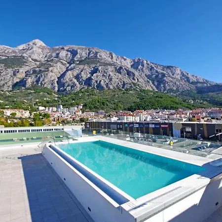 Atlantis Lux With Pool Makarska
