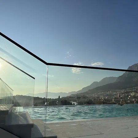 Atlantis Lux With Pool Apartment Makarska