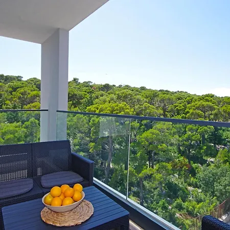 Apartment Atlantis Lux With Pool Makarska