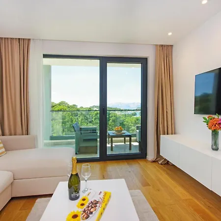 Atlantis Lux With Pool Lägenhet *