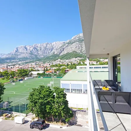 Apartment Atlantis Lux With Pool Makarska