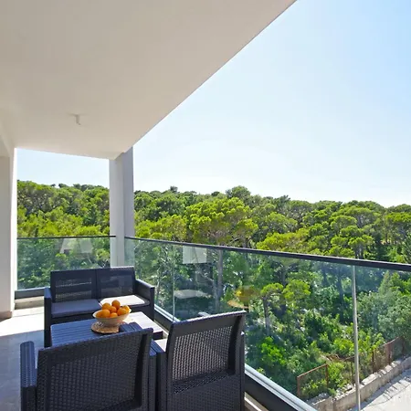 Atlantis Lux With Pool Apartment Makarska