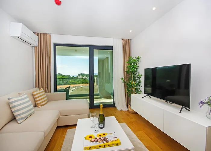 Apartman Atlantis Lux With Pool Makarska