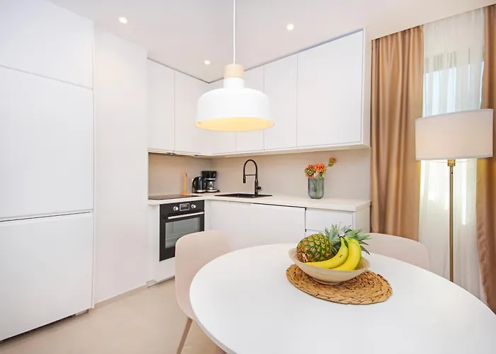 Apartman Atlantis Lux With Pool Makarska