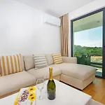 Apartamento Atlantis Lux With Pool