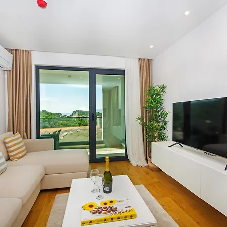 アパート Atlantis Lux With Pool マカルスカ