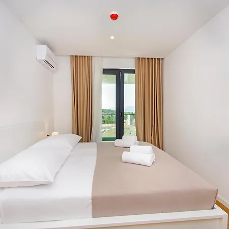 Apartamento Atlantis Lux With Pool *