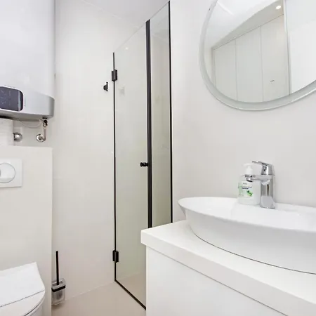 Atlantis Lux With Pool マカルスカ