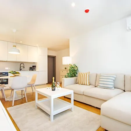 Atlantis Lux With Pool * Makarská