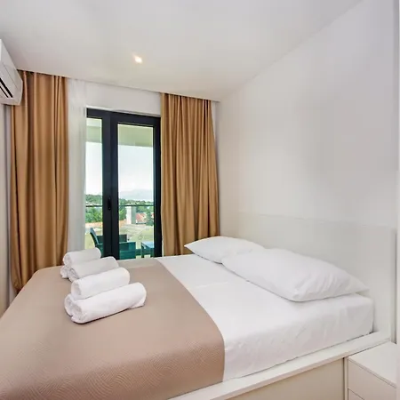 Apartamento Atlantis Lux With Pool