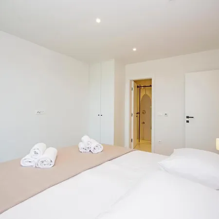 Apartamento Atlantis Lux With Pool