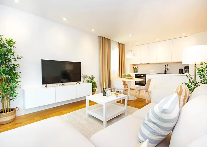 Atlantis Lux With Pool * Makarska