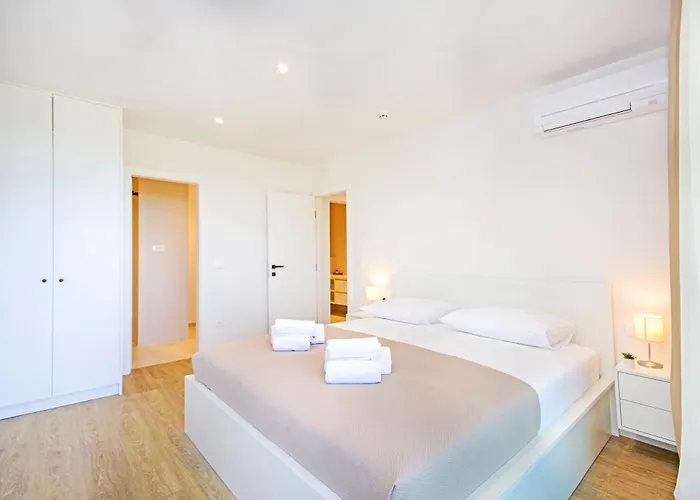 Atlantis Lux With Pool