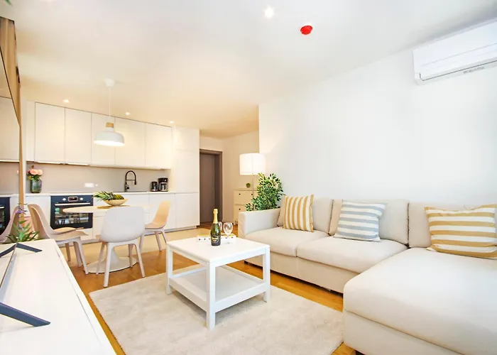 Atlantis Lux With Pool * Makarska