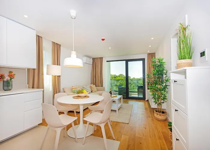 Atlantis Lux With Pool Apartment *