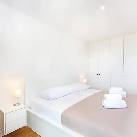 Atlantis Lux With Pool Apartament Makarska