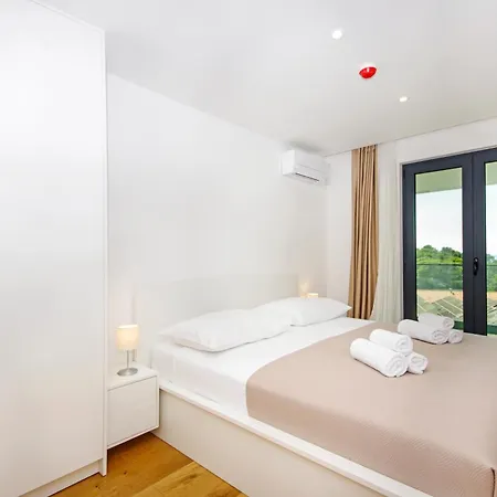 Apartament Atlantis Lux With Pool