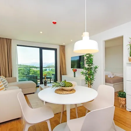 Atlantis Lux With Pool