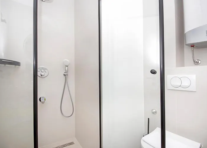 Lägenhet Atlantis Lux With Pool Makarska